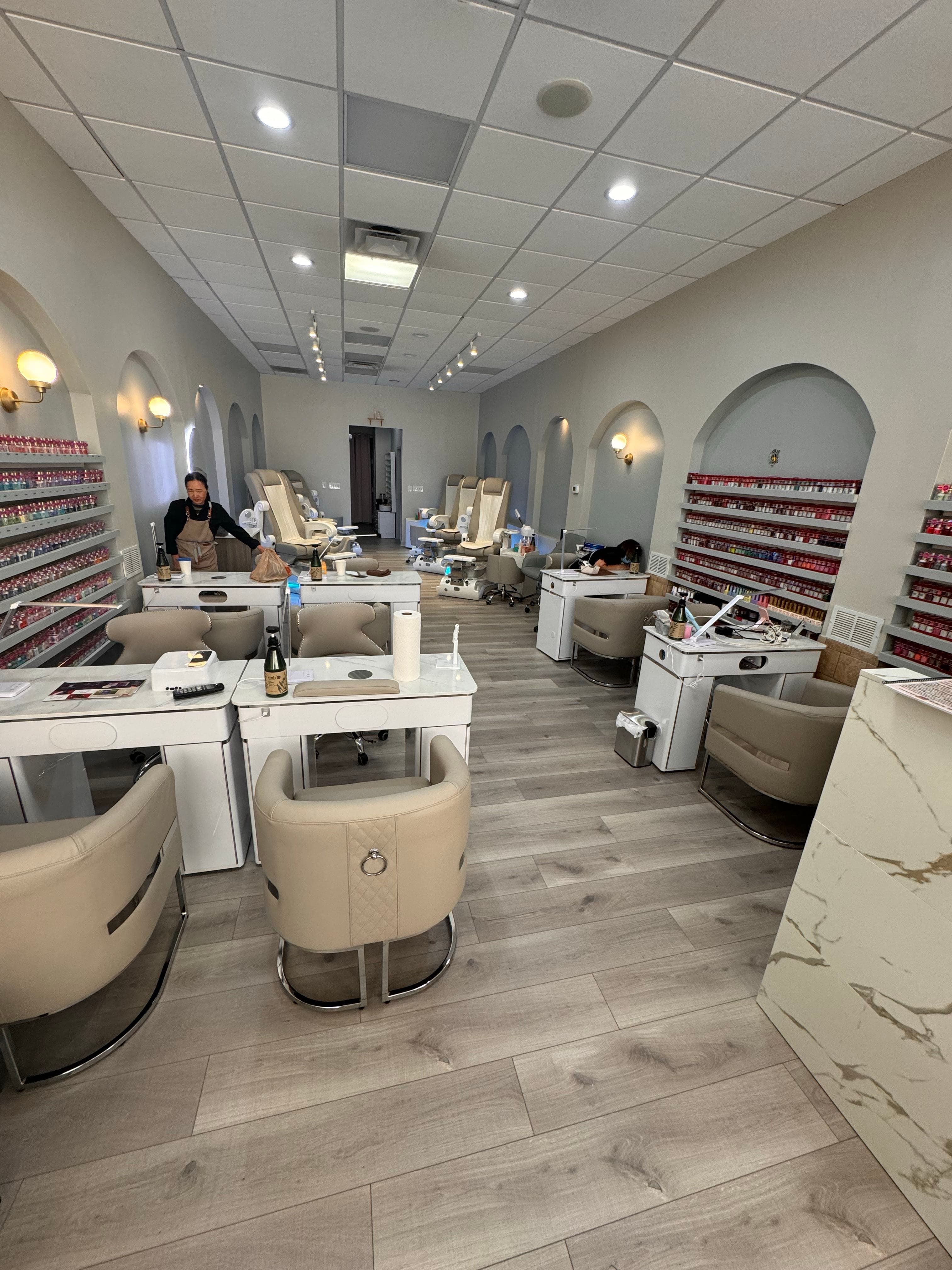 https://cdn.nailzy.com/jobs/66fbde55c99ad5e4c32a2399