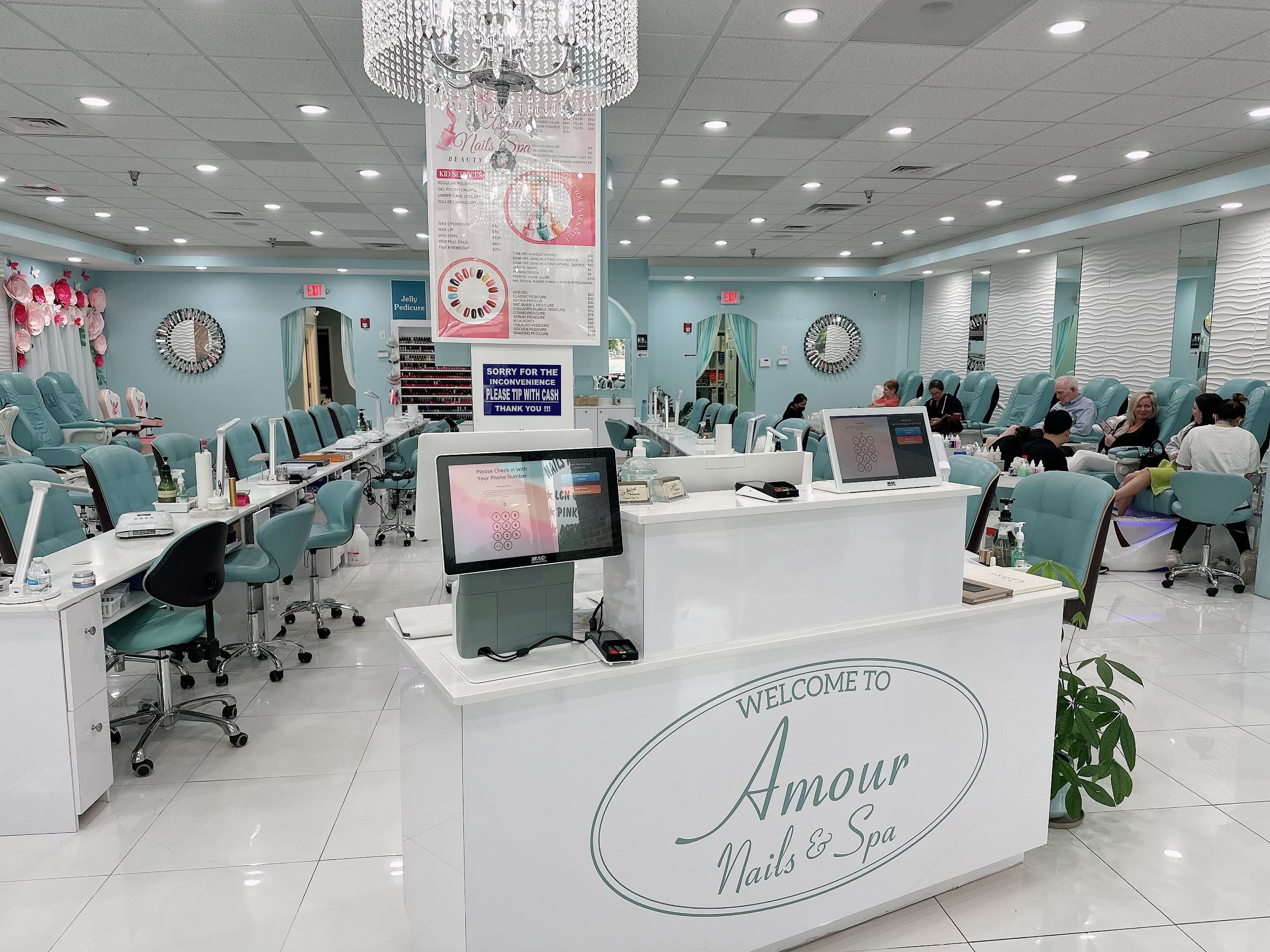 https://cdn.nailzy.com/jobs/67048b6cd71a9ae5cb2a46d0