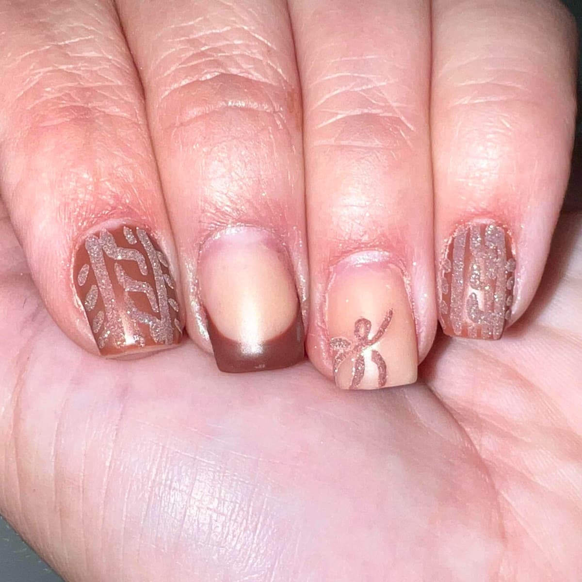 https://cdn.nailzy.com/jobs/67fc14907148ddc3a941181b