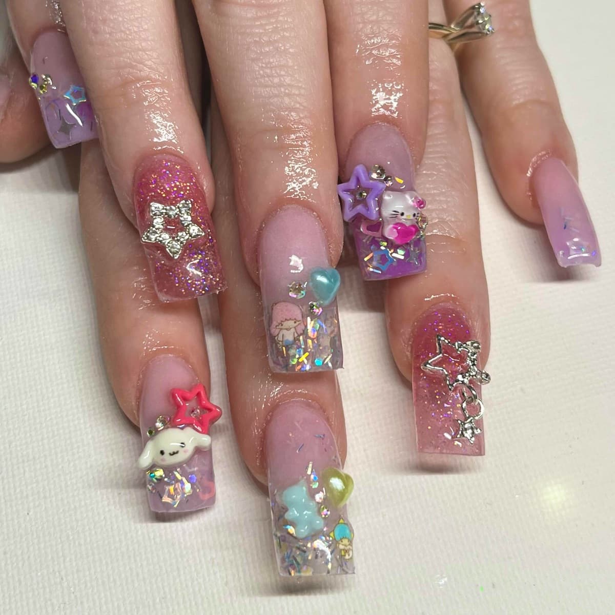 https://cdn.nailzy.com/jobs/682d800097ea3e61d53a5a43
