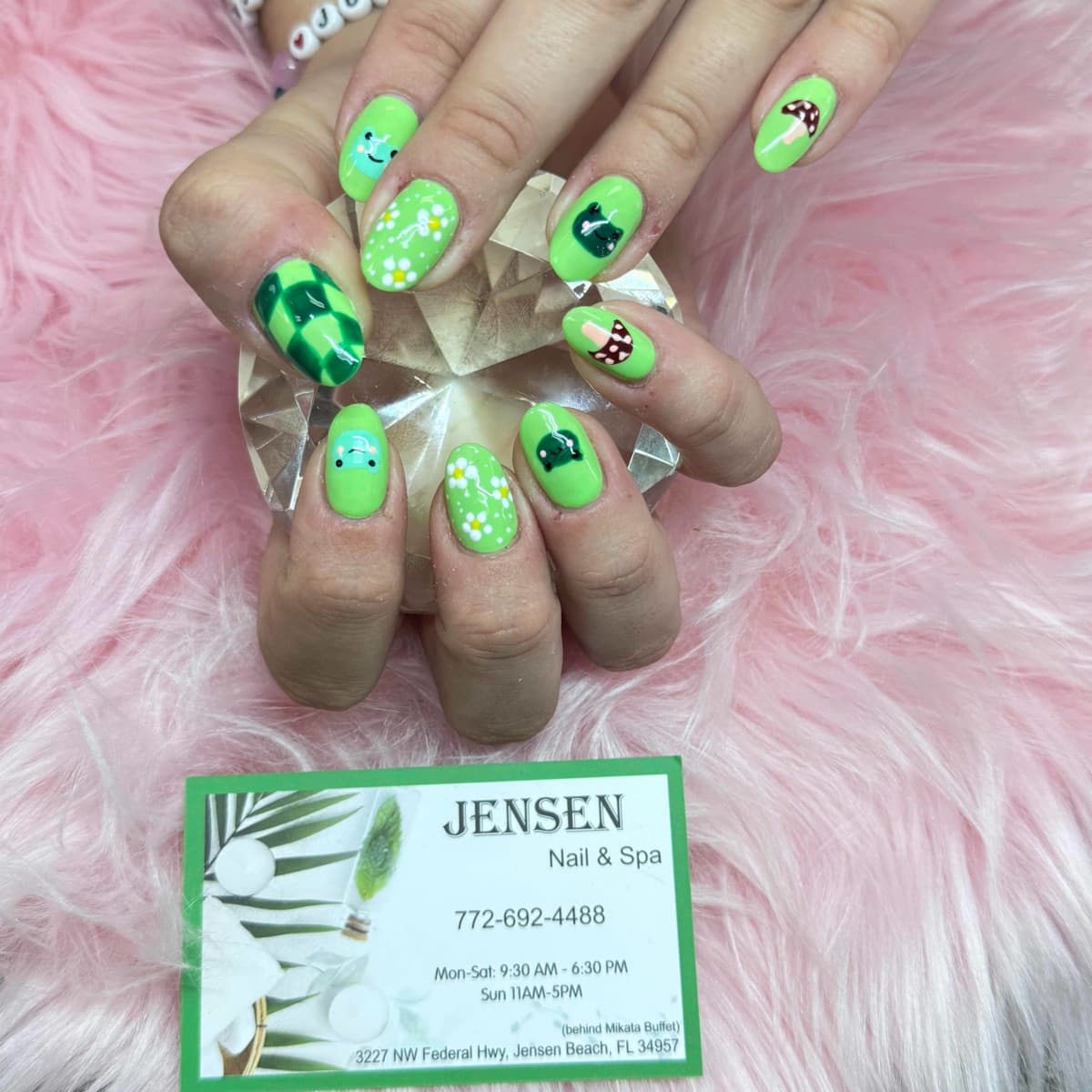 Jensen nail & spa  