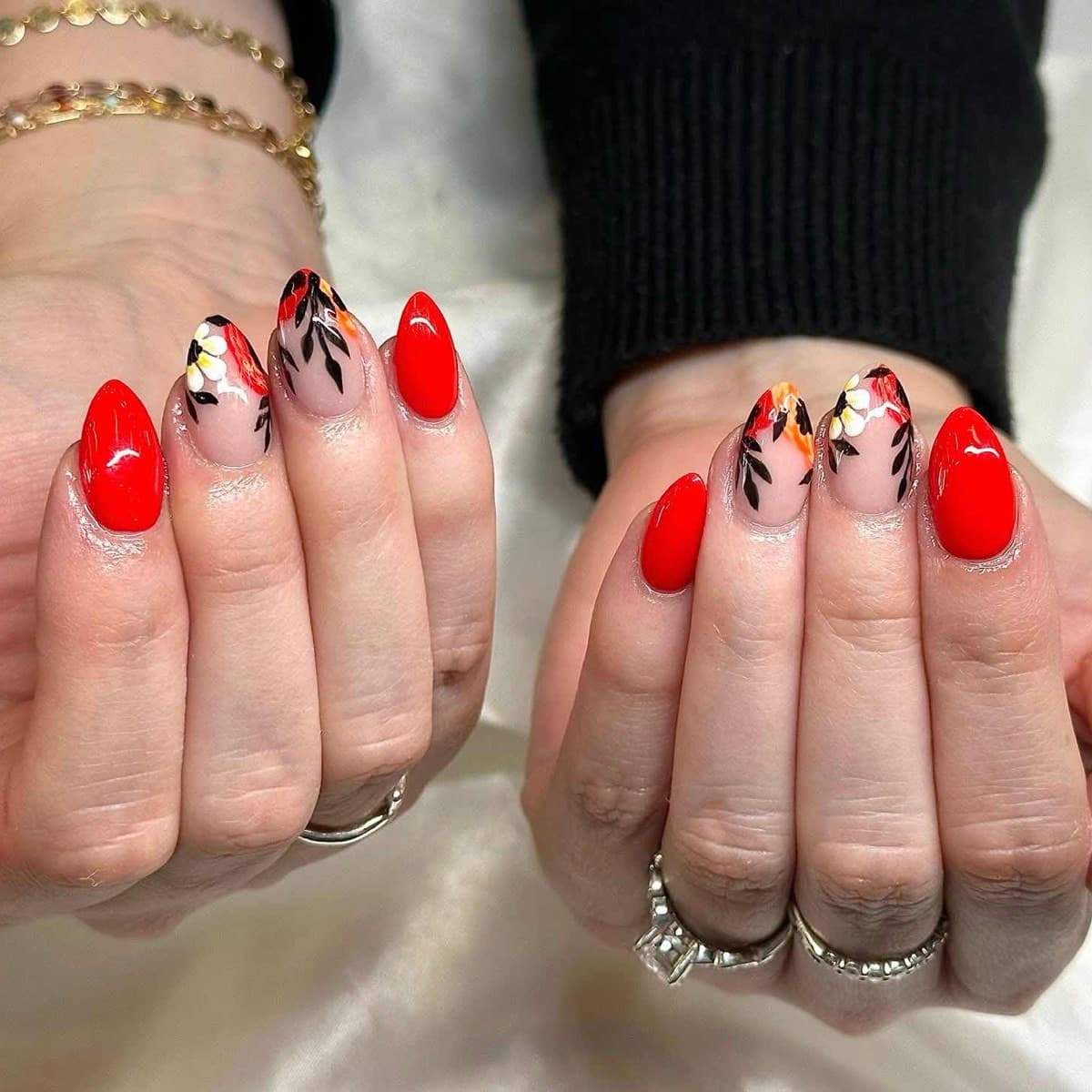 V Nails Lounge 