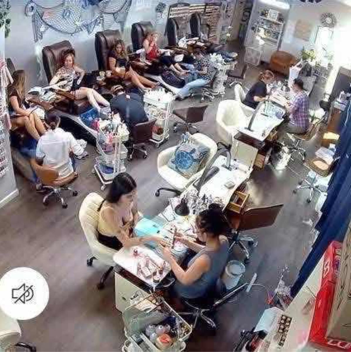 https://cdn.nailzy.com/jobs/68ec92b8b3e9ff85ec4c14a1
