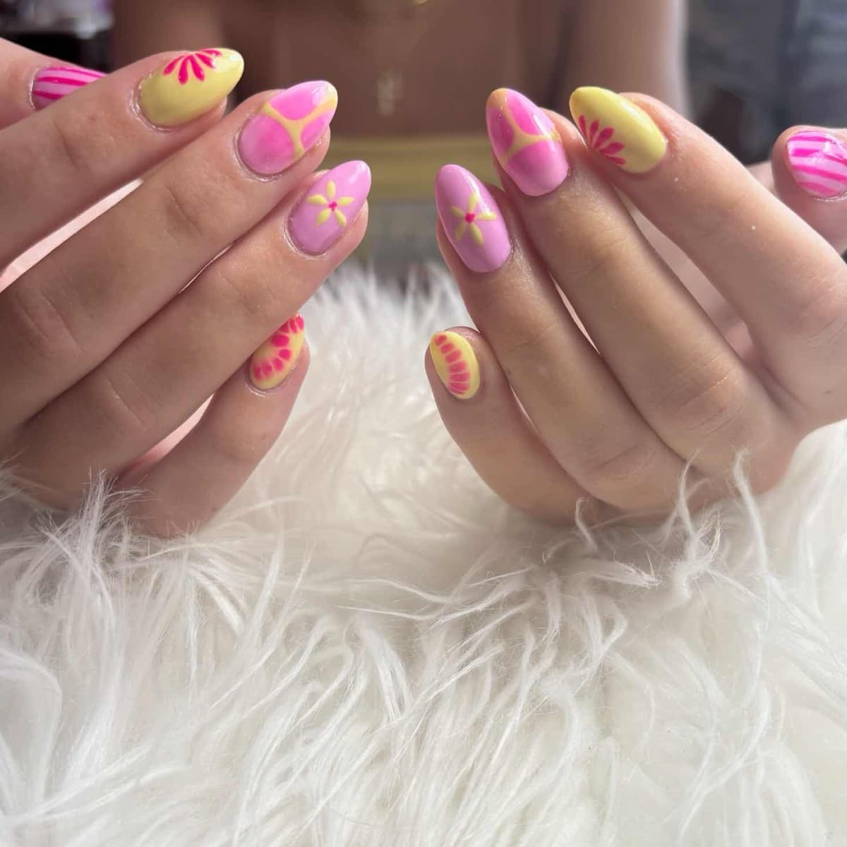 https://cdn.nailzy.com/jobs/68f430378a74a12e8910ecee