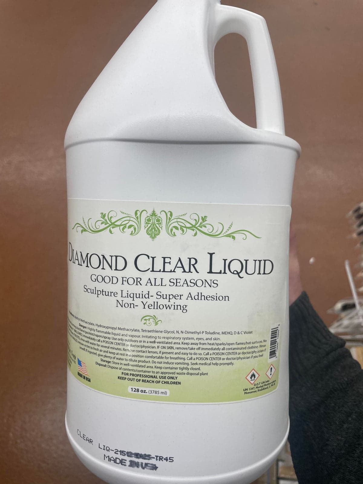 Diamond Clear Liquid for All Seasons