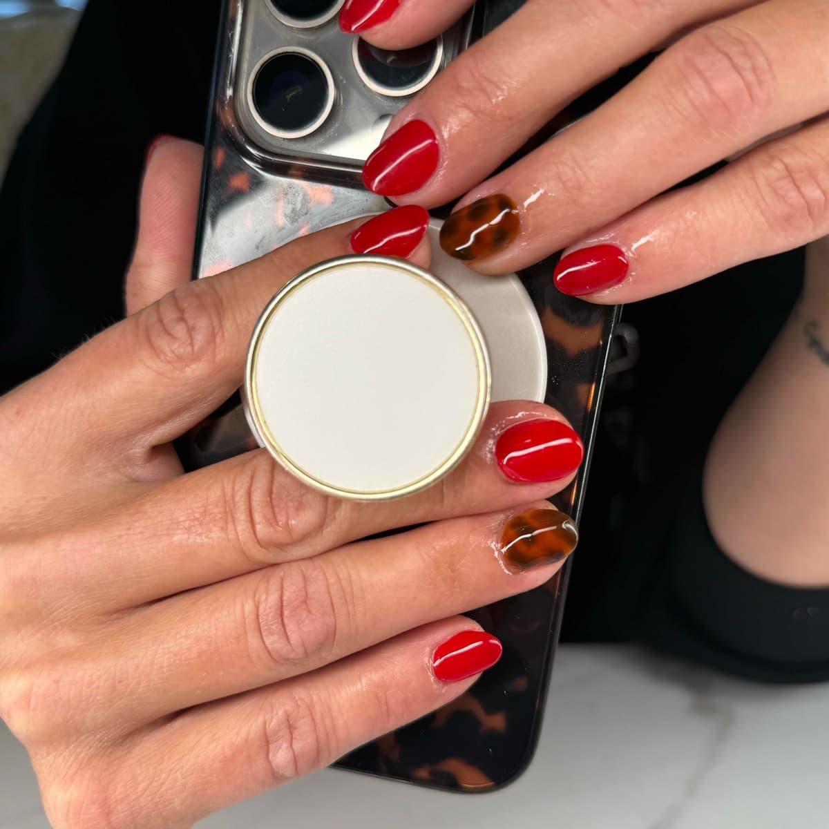 https://cdn.nailzy.com/reviews/687529728ca309aee4ae6dda
