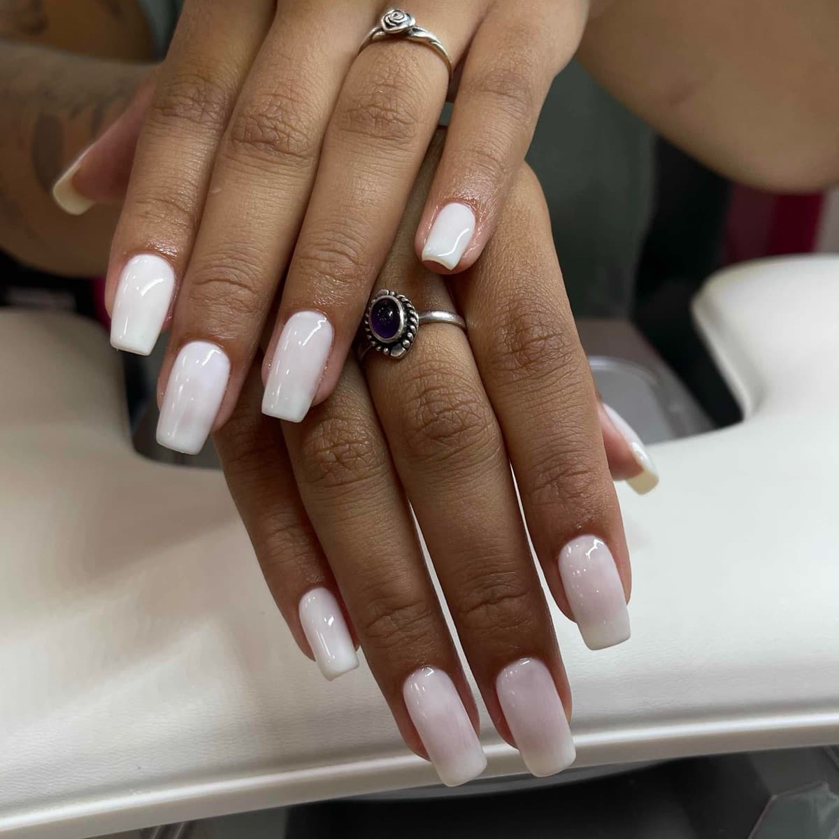 https://cdn.nailzy.com/reviews/688358aa42f92ec092ddedb6