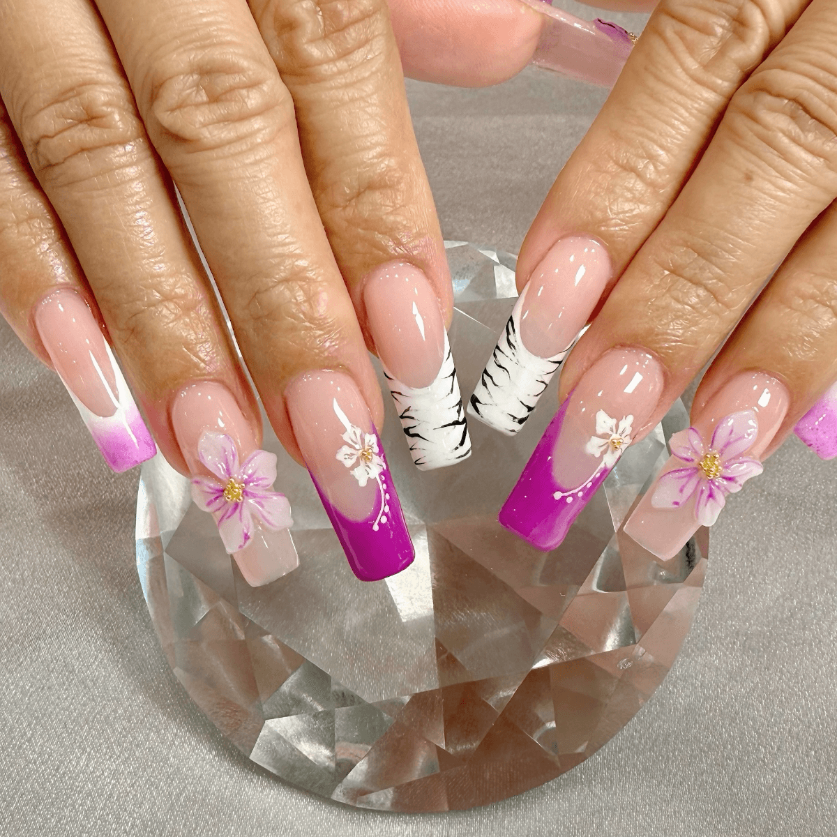 Golden File Nailspa